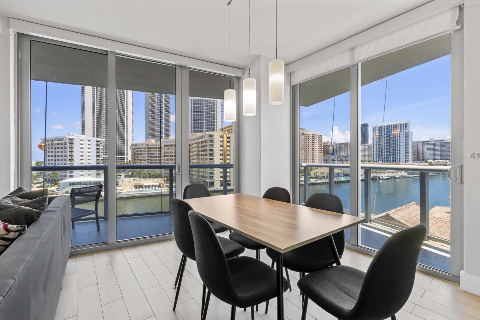 Hallandale Sky Water View Plaja Hallandale Exterior foto