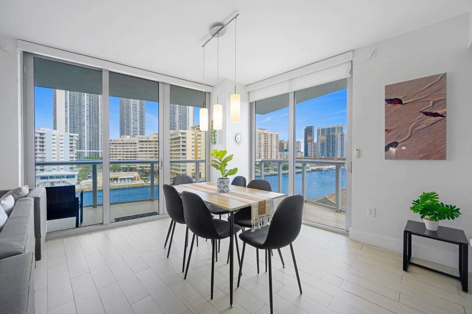Hallandale Sky Water View Plaja Hallandale Exterior foto