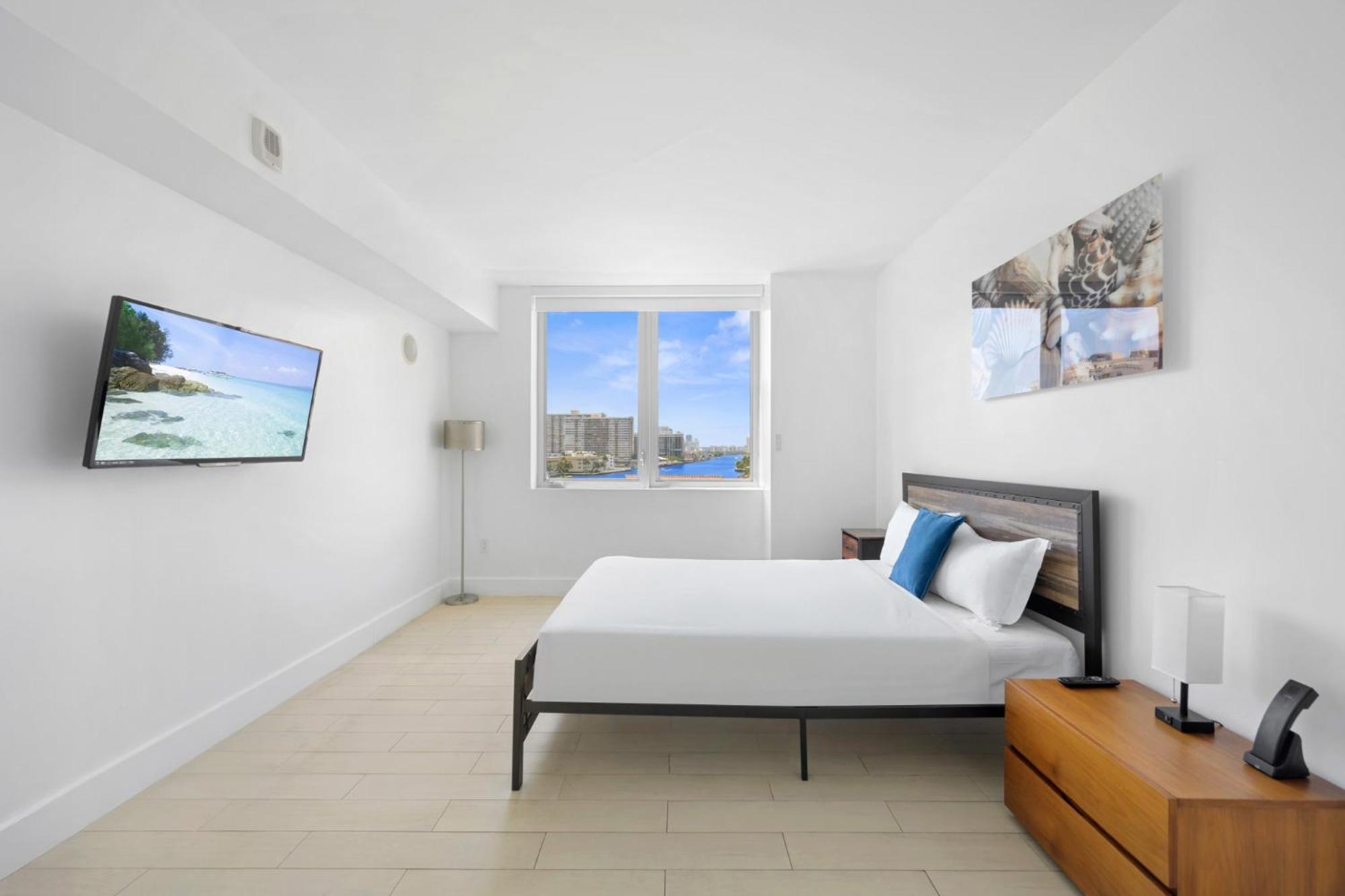 Hallandale Sky Water View Plaja Hallandale Exterior foto